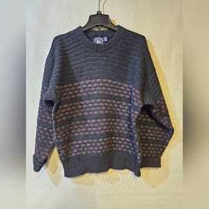Boat House Rox 85% Wool Men's Black and Red Sweater